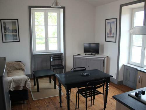G�te Saint-andr�-d'apchon, 2 Pi�ces, 2 Personnes - Fr-1-496-142