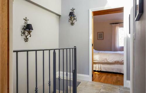 Stunning Home In Saint Chinian W/ 2 Bedrooms