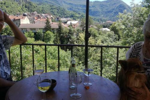 Apartamento Studio de Caract�re Avec Balcon Et Vue Imprenable!