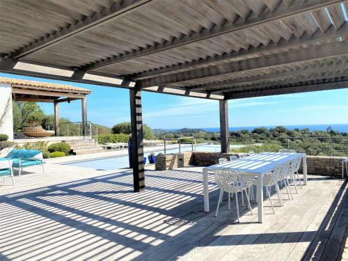 Villa de Luxe Vue Mer Et Piscine