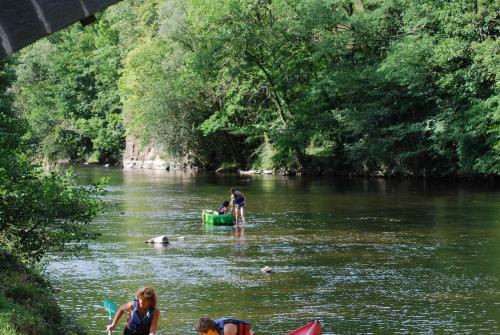 Camping Du Pont De St Gal