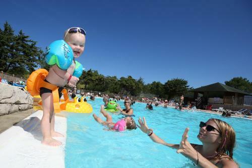Camping Plage Des Tonnelles **** - Maeva