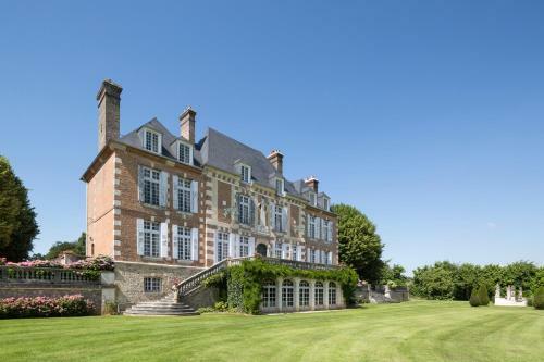 Saint-maclou Chateau Sleeps 18 Pool Wifi