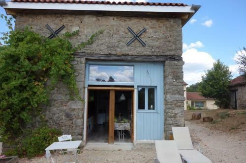 Holiday Home- Le Pavot