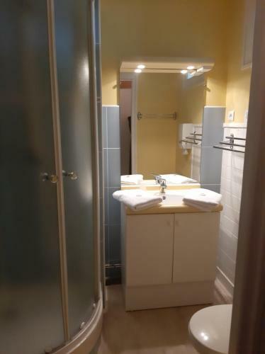Hotel Home Des Pins Sarl