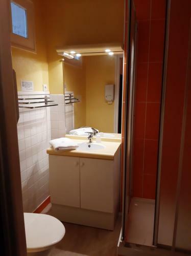 Hotel Home Des Pins Sarl