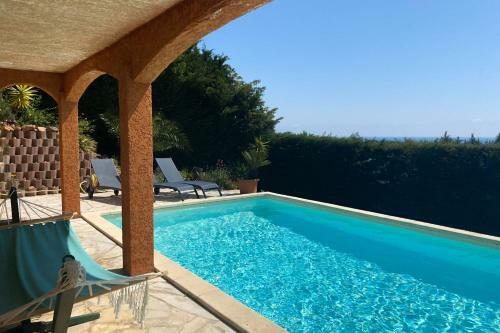 Beautiful Villa With Sea View And Pool