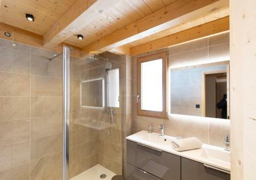 Chalets Choseaux L�zami