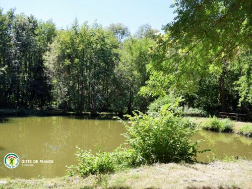 G�te Semblan�ay, 3 Pi�ces, 4 Personnes - Fr-1-381-497