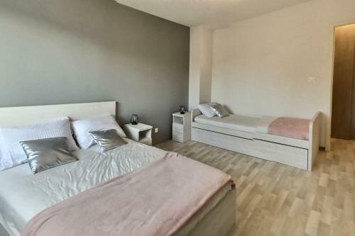 Villa Pavillon 6 Personnes Pmr V12