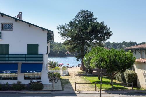Hotel Logis H�tel Le Rond Point