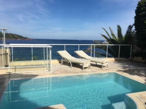 Villa With Private Beach - Villa Lou Cade