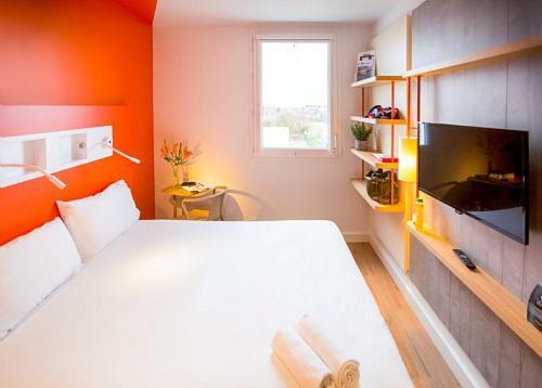 Hotel Ibis Budget Beauvais Aeroport