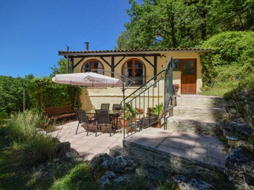 Quaint Holiday Home In Touffailles With Sauna