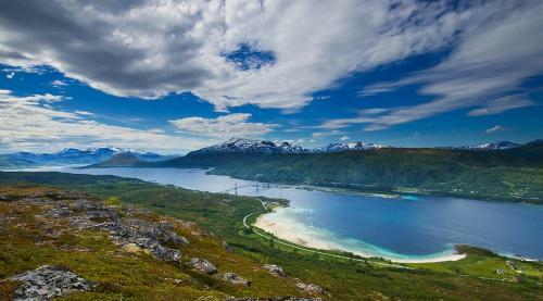 Tjeldsundbrua Maritim