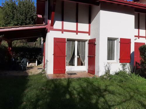 Maison Urrugne, 3 Pi�ces, 4 Personnes - Fr-1-239-596