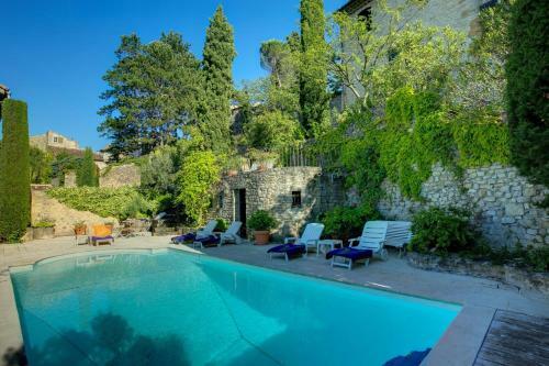 Vaison-la-romaine Villa Sleeps 9 Pool Wifi