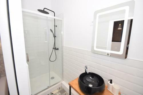 Apartamento Chic Appart Design - Hyper Centre - Tramway - Free Wifi - Lerelaisdodile12