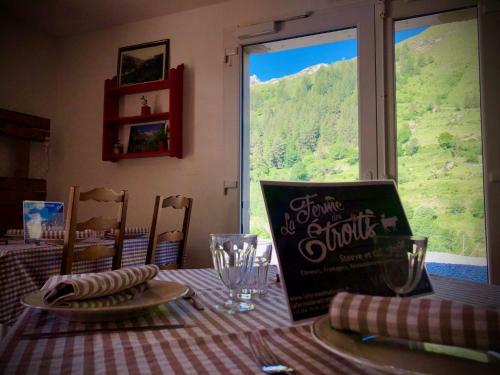 Bed & Breakfast La Ferme Des �troits