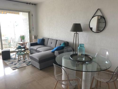 Apartamento Sea View Lovely 1 Bedroom