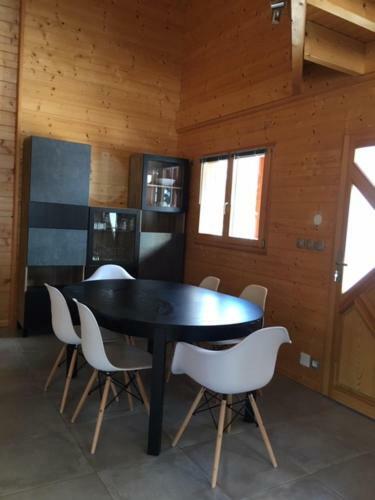 Le Chalet De La Devini�re