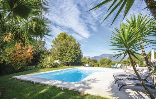 Five-bedroom Holiday Home In Valbonne
