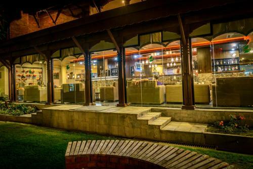 Hotel Gokarna Forest Resort