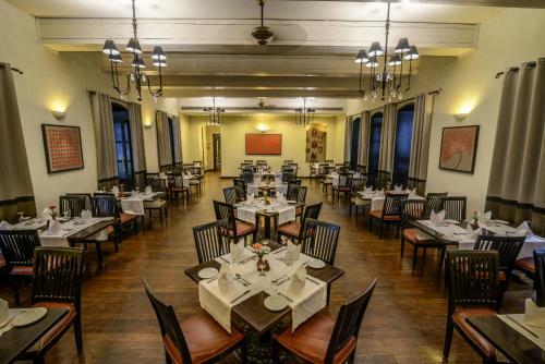 Hotel Gokarna Forest Resort