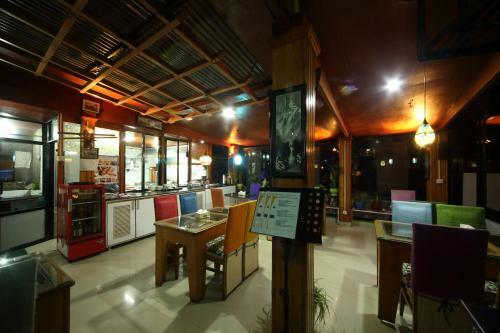 Shangri-la Boutique Hotel