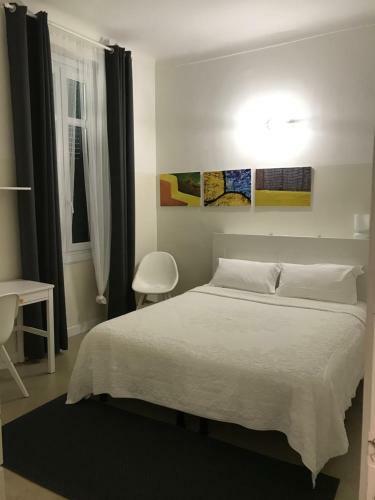 Azur Hotel