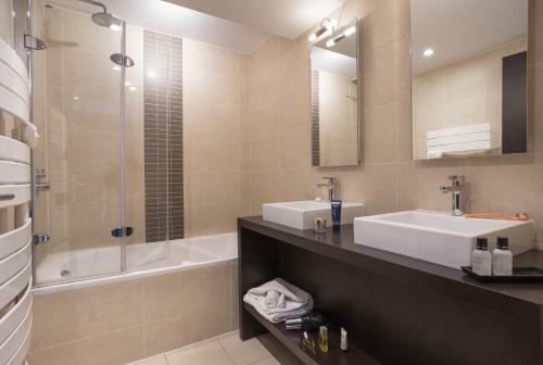 Hotel H�tel Club Mmv Les 2 Domaines
