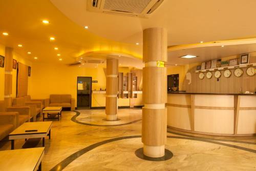 Jungle Safari Lodge
