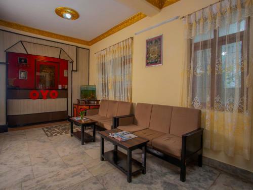 Hostal Grand Millennium Guest House