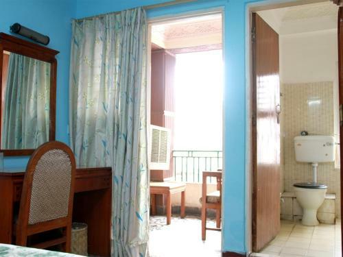 Hotel Trekkers Home