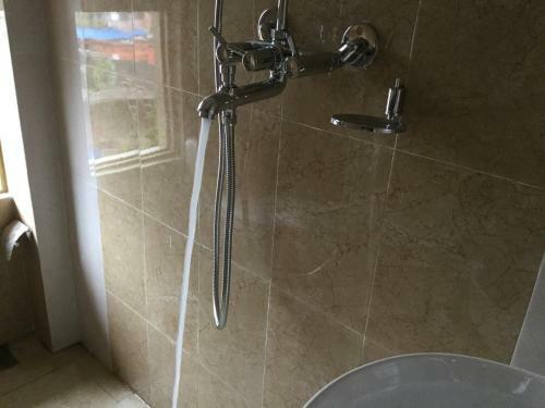 Hotel Trekkers Home