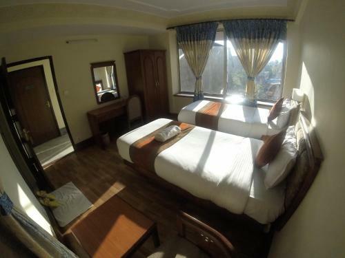 Hotel Trekkers Home