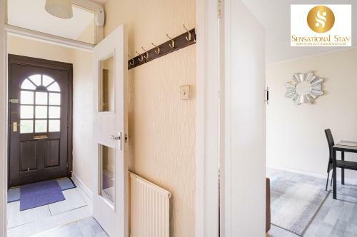 Apartamento 2 Bedroom Apt , Sensational Stay Serviced Accommodation Aberdeen- Middlefield Place
