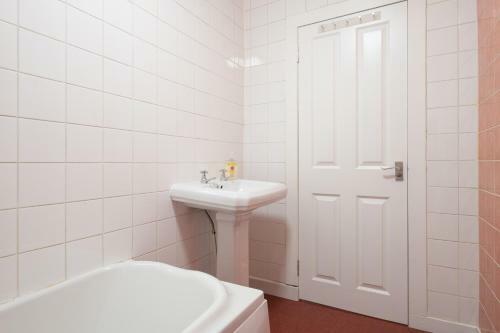 Smith 1 Bed Apartment