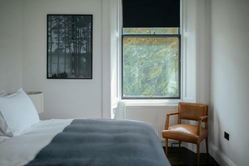 Aberfeldy Chateau Sleeps 18 Wifi