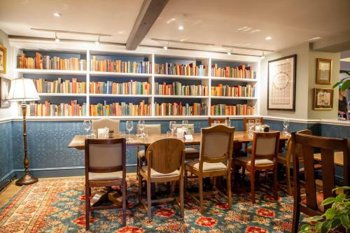 Hotel The Bell - Brunning And Price
