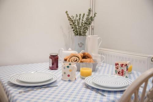 Railway Cottage, Aldeburgh (Air Manage Suffolk)