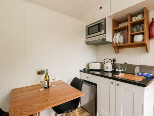 Shepherd's Hut