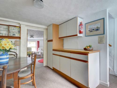 Holiday Home Sailmakers Cottage