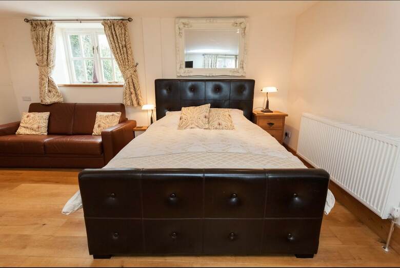 Hanger Down House Bed And Breakfast