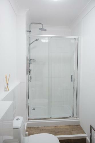 Hostal Ashburton Court