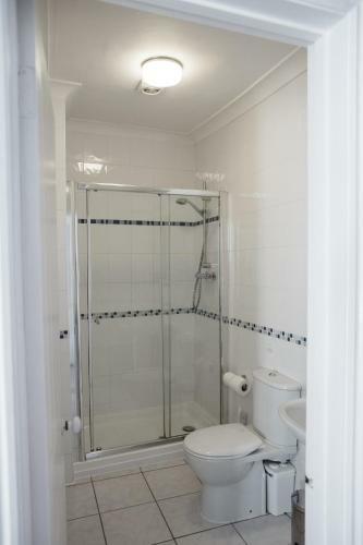Hostal Ashburton Court
