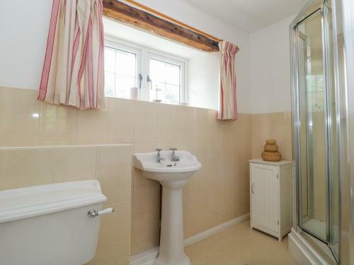 Britannia Cottage