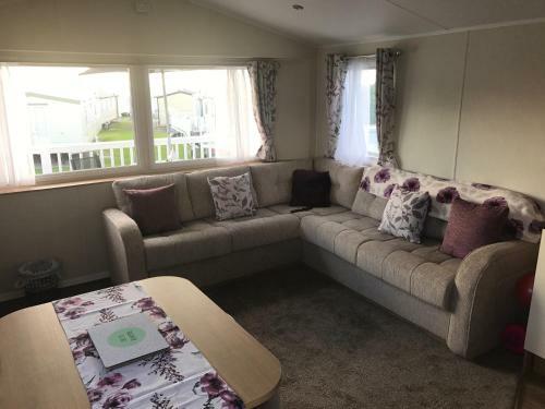 Deluxe Caravan Holidays At Craig Tara