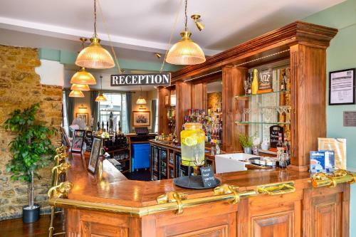 The George Hotel