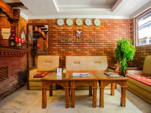Hotel Osho Holiday Inn
